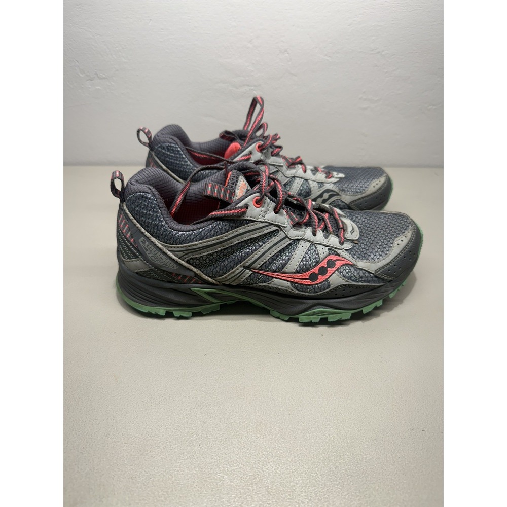 SAUCONY Excursion TR8 Women's Size 8 Trail Running Shoes Pink Aqua S15203-2